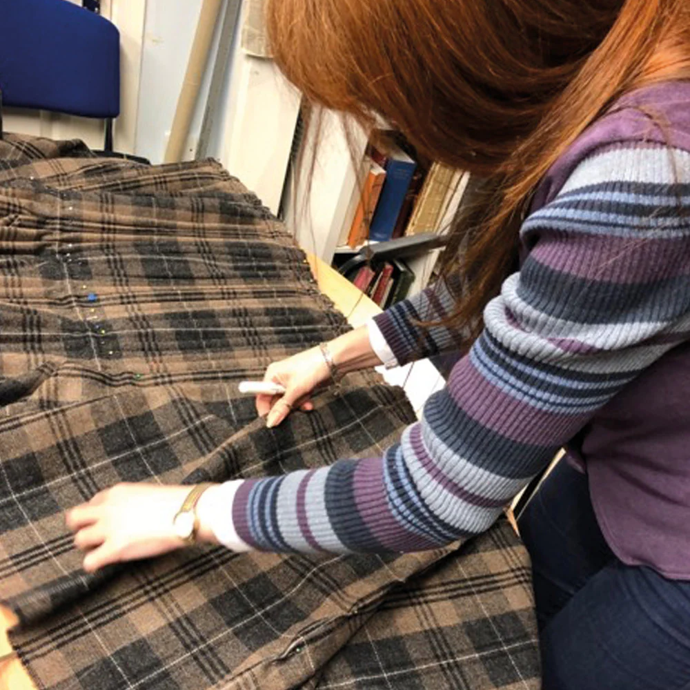 Brave Tweed Hand Stitched Kilt - Image 2
