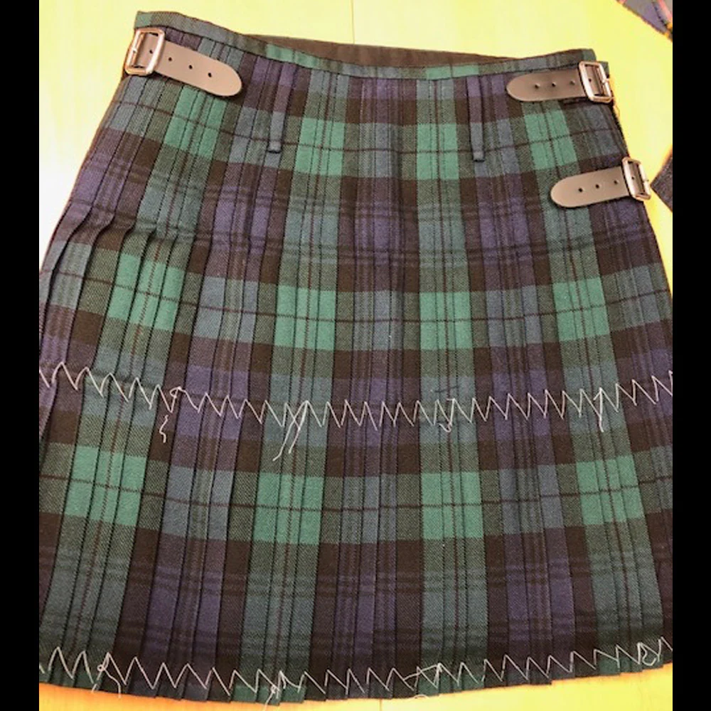 Campbell Modern Heavyweight Hand Stitched Kilt - Image 2