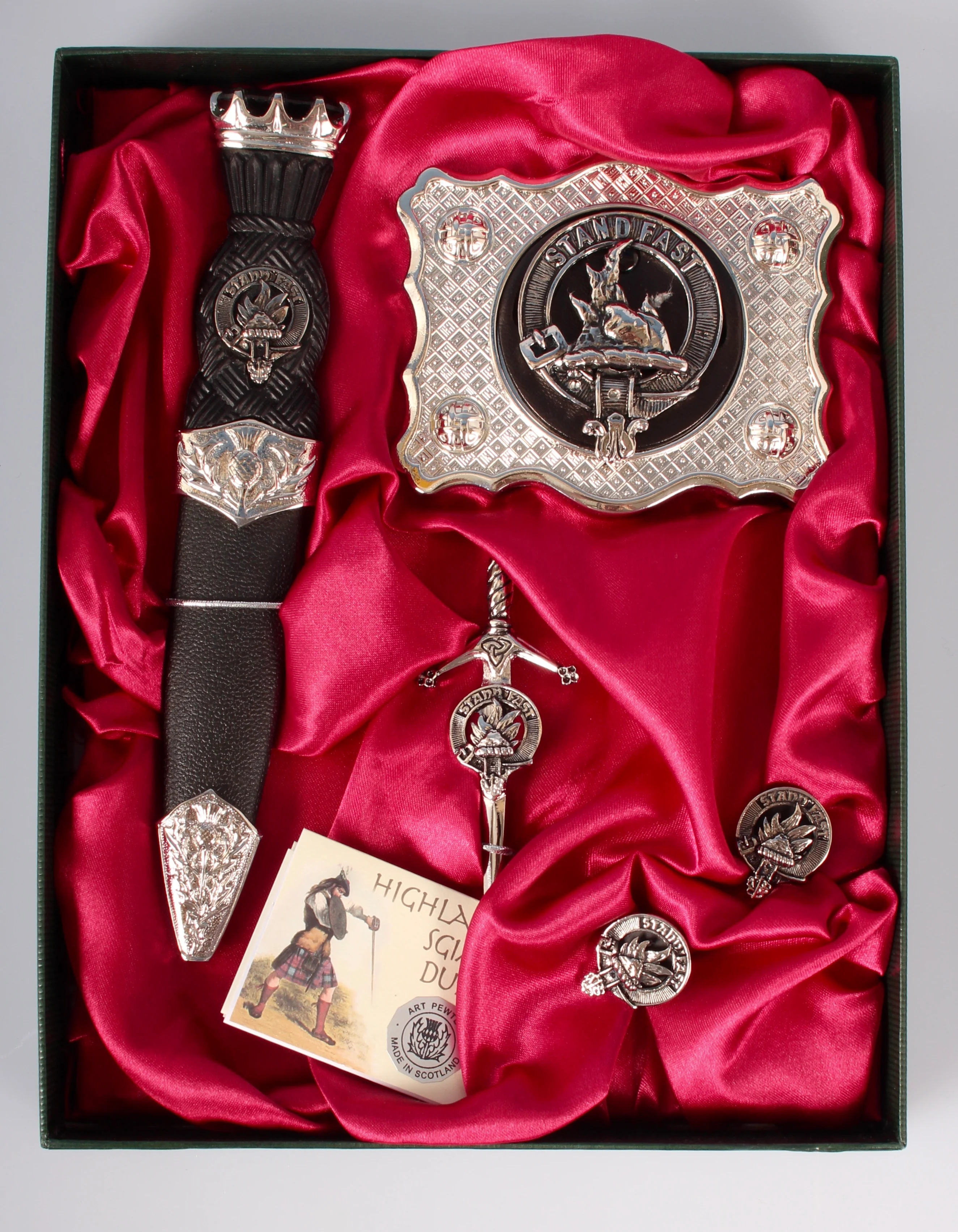 Grant Clan Crest Kilt Accessory Gift Set - Image 2