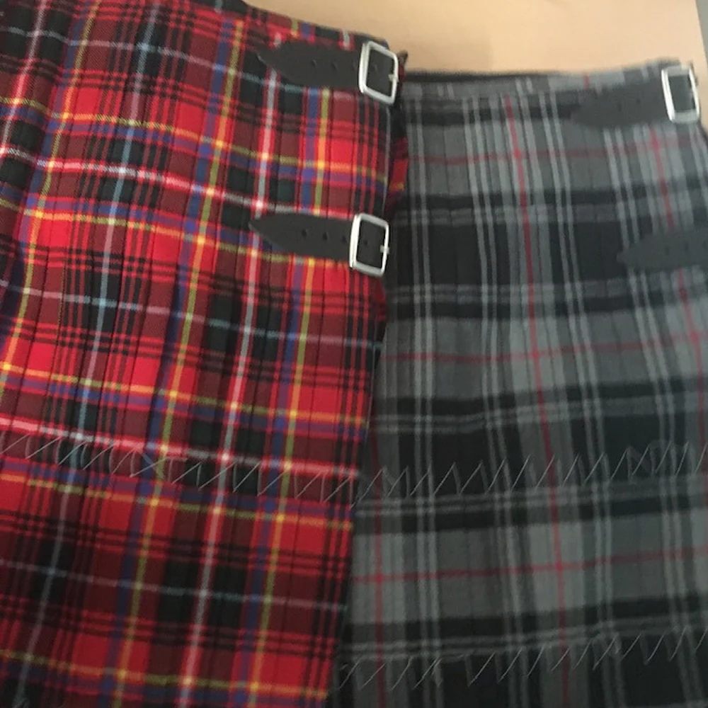 Innes Red Modern Heavyweight Hand Stitched Kilt - Image 3