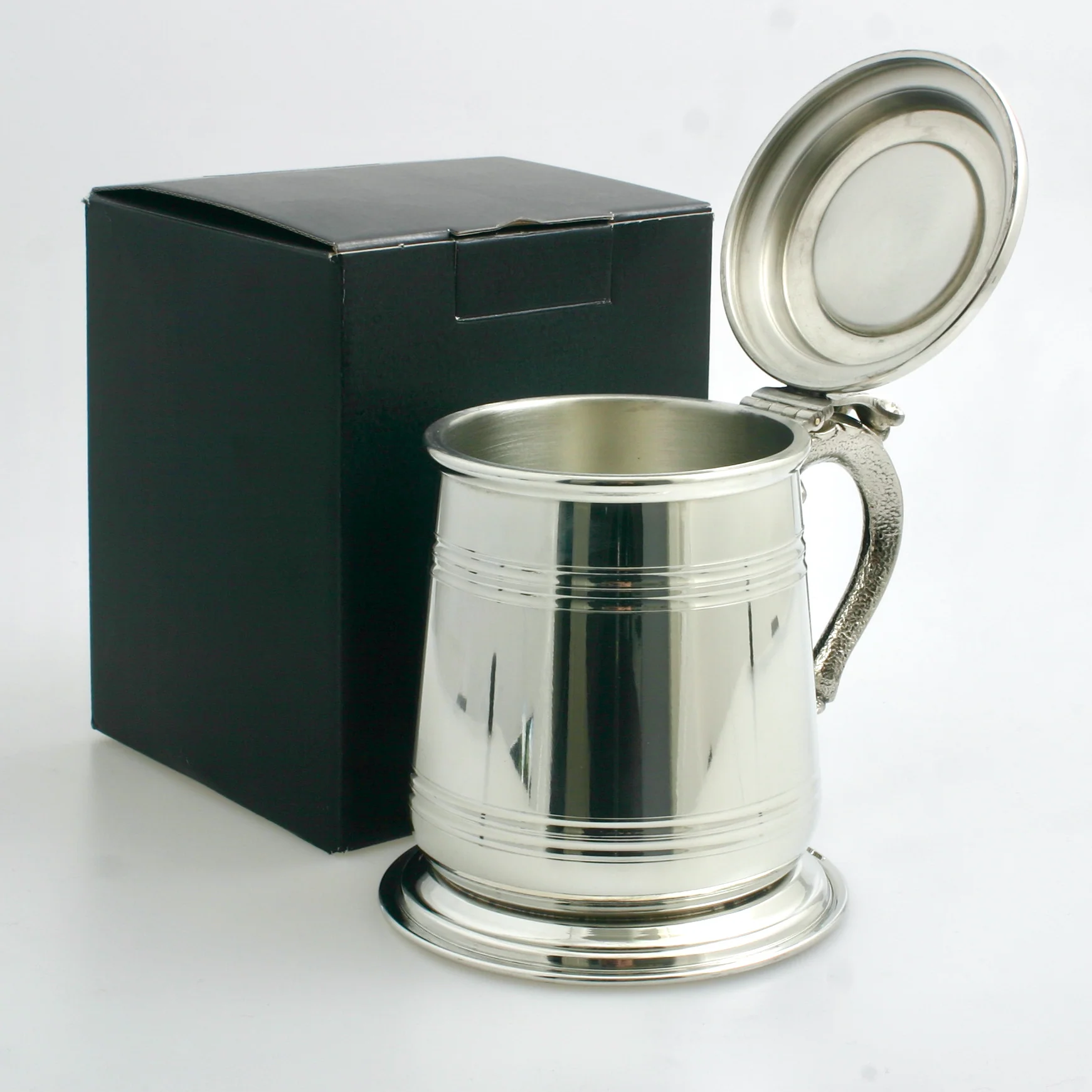 Pewter Tankard With Gold Trim and MacKay Clan Crest. - Image 3
